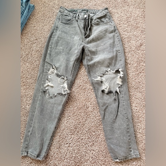 Wild Fable Ripped Gray Denim - Picture 1 of 3